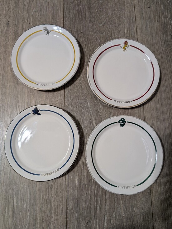 Pottery Barn Other - Pottery Barn Harry Potter Wizarding World Hogwarts 🏠 Set Of 4 Appetizer 🍽️